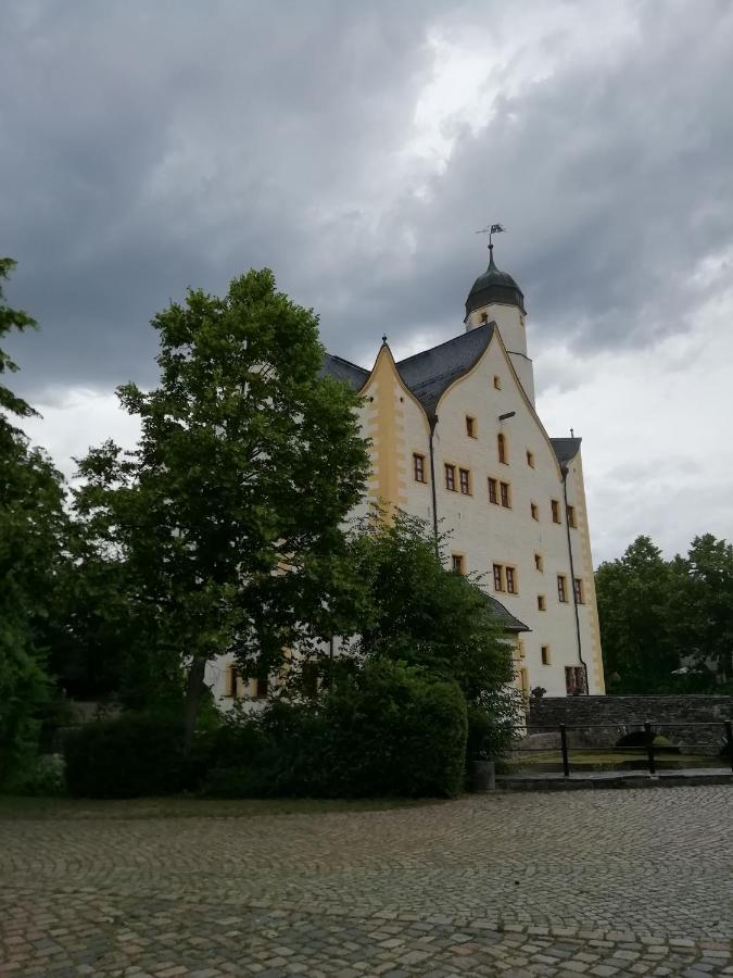 Вилла Kleines Haus Mit Geschichte Neukirchen  Экстерьер фото
